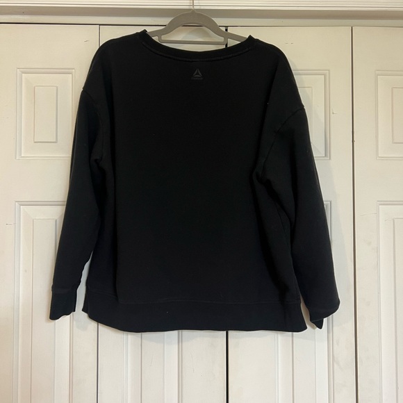 Black reebok women’s sweatshirt size 2XL - Picture 2 of 4